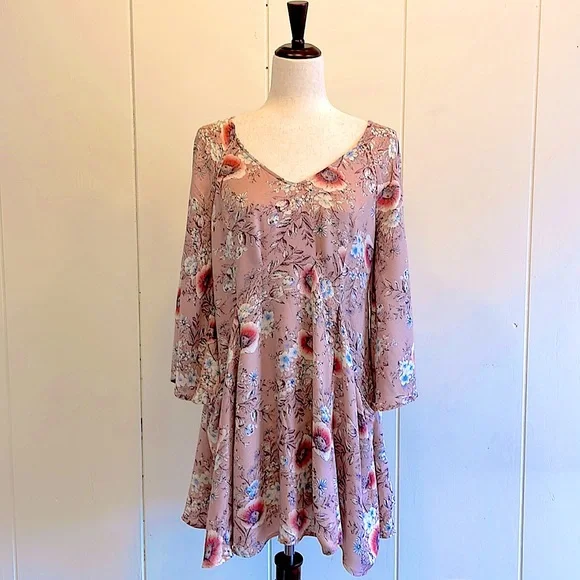 Blu Pepper | Dresses | Blu Pepper Pink Floral Dress Medium Great Condition  Pockets 34 Bell Sleeves | Poshmark